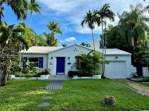 660 Ne 72nd St, Miami, FL, 33138-5724 | Card Image