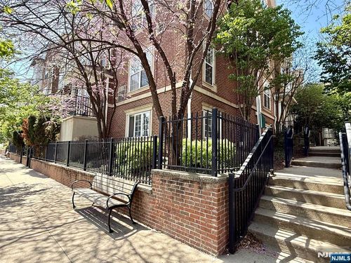 200 Dey St, Harrison, NJ, 07029-1884 | Card Image