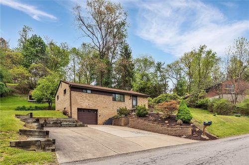237 Byron Rd, Pittsburgh, PA, 15237-4014 | Card Image