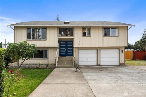 21329 108th Ave Se, Kent, WA, 98031-2179 | Card Image