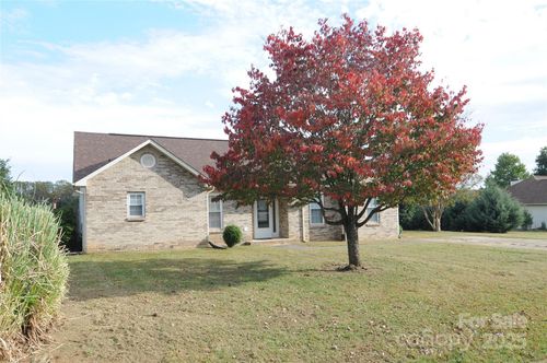 163 Planters Row Rd, Iron Station, NC, 28080-6714 | Card Image