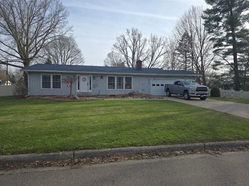 915 Grand Ave, Sturgis, MI, 49091-2345 | Card Image