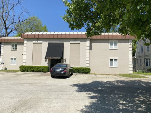 apt-10-3520 W End Ave, Nashville, TN, 37205-2458 | Card Image