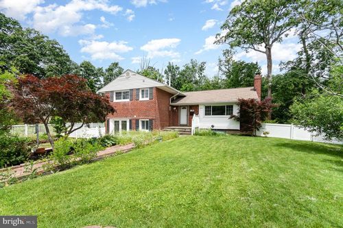 5714 Glenmullen Pl, ALEXANDRIA, VA, 22303-1010 | Card Image