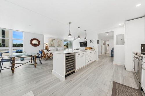 203-2200 S Ocean Blvd, Delray Beach, FL, 33483-6492 | Card Image