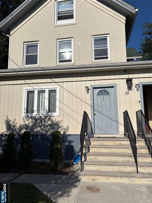 37 Riverside Ave, Little Ferry, NJ, 07643-1615 | Card Image