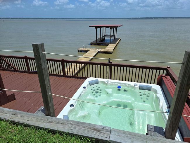 271 Key Largo Loop, House other with 3 bedrooms, 2 bathrooms and 3 parking in Pointblank TX | Image 49