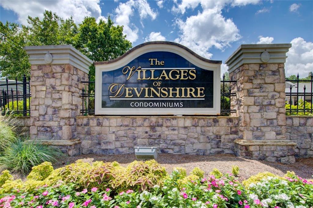 Pembrooke Cir, Alpharetta, GA 30004