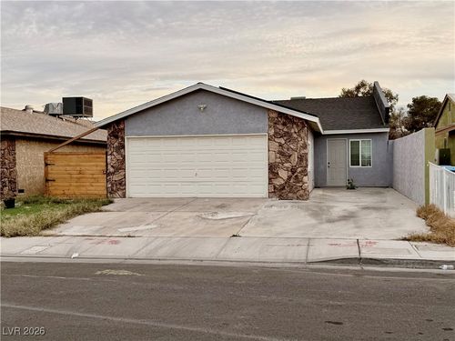 6017 Natures Dr, Las Vegas, NV, 89122-6163 | Card Image