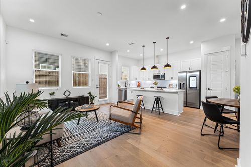 g-412 Neyland St, Houston, TX, 77022-4664 | Card Image