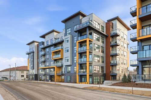 305-370 Dieppe Dr Sw, Calgary, AB, T3E0E6 | Card Image