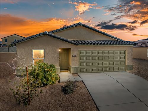 5546 S Glacier Creek Rd, Fort Mohave, AZ, 86426-1235 | Card Image