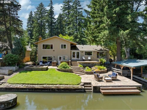 17810 Sarah Hill Ln, Lake Oswego, OR, 97035-6545 | Card Image