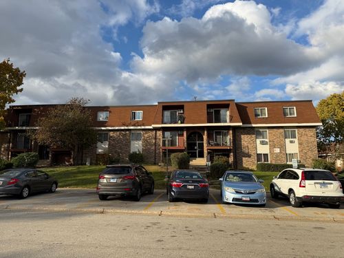 apt-104-600 Mesa Dr, Hoffman Estates, IL, 60169-1545 | Card Image