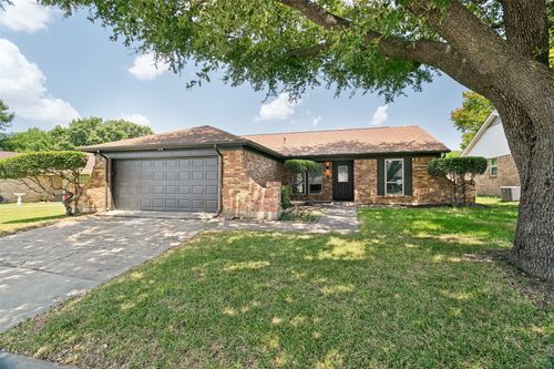 6633 N Park Dr, Watauga, TX, 76148-1506 | Card Image