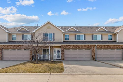 1655 Burr Dr, North Liberty, IA, 52317-4819 | Card Image
