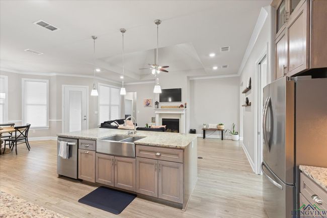 2502 Oasis Dr, House other with 4 bedrooms, 3 bathrooms and null parking in Longview TX | Image 14