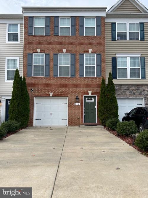 112 Hidden Brook Dr, FREDERICKSBURG, VA, 22405-1258 | Card Image