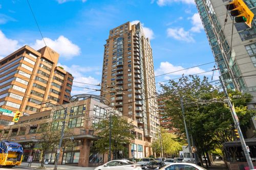 907-1189 Howe St, Vancouver, BC, V6Z2X4 | Card Image