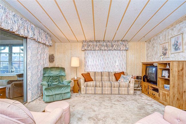 39351 Dundee Rd, House other with 2 bedrooms, 2 bathrooms and null parking in ZEPHYRHILLS FL | Image 23