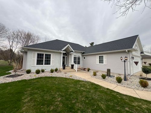148 Nicole Dr, Brooklyn, MI, 49230-9379 | Card Image