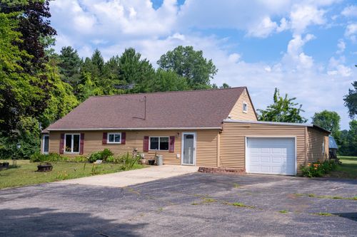 4415 E Blanchard Rd, Shepherd, MI, 48883-8517 | Card Image