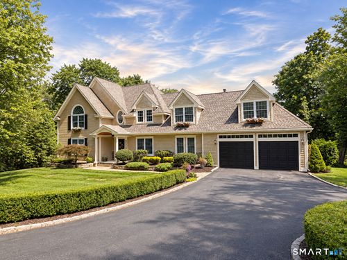 40 Purtill St, South Glastonbury, CT, 06073-2502 | Card Image