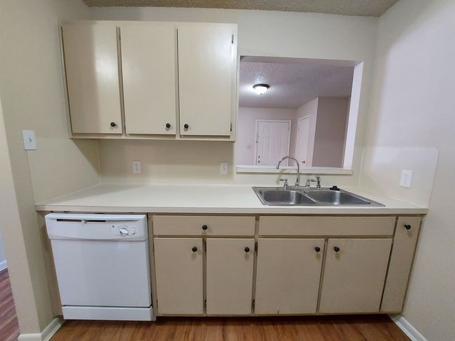 APT-3 - 1600 Stoney Ridge Ct, Home with 2 bedrooms, 1 bathrooms and null parking in Marble Falls TX | Image 5