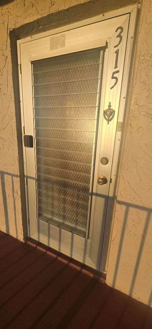 apt-315-225 Bonnie Blvd, Palm Springs, FL, 33461-1330 | Card Image