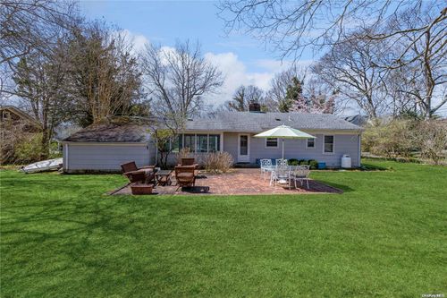 1935 Old Orchard Rd, East Marion, NY, 11939-1656 | Card Image