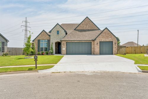 6519 N 30th St, Broken Arrow, OK, 74014-3570 | Card Image