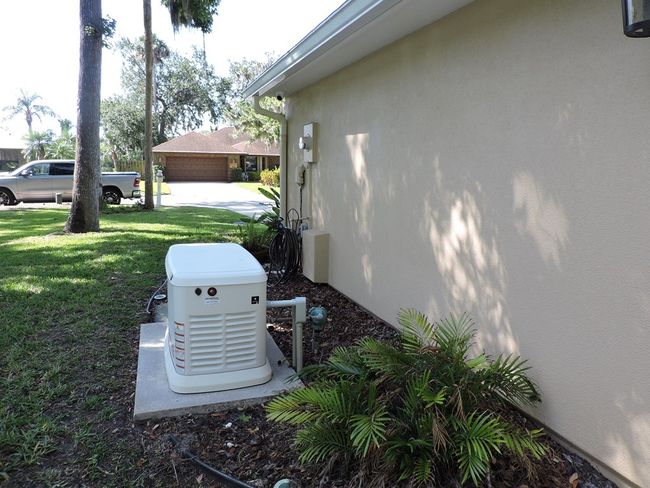543 Sandy Oaks Blvd, House other with 3 bedrooms, 2 bathrooms and 2 parking in Ormond Beach FL | Image 39