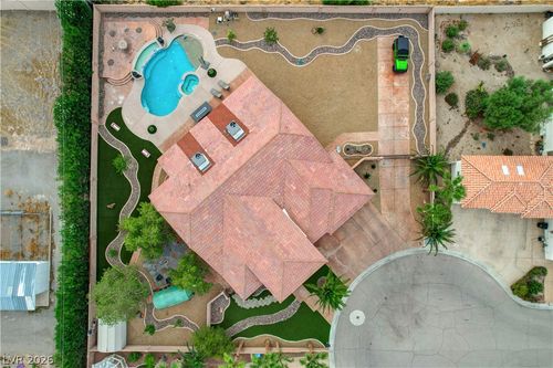 135 E Mesa Verde Ln, Las Vegas, NV, 89123-1745 | Card Image