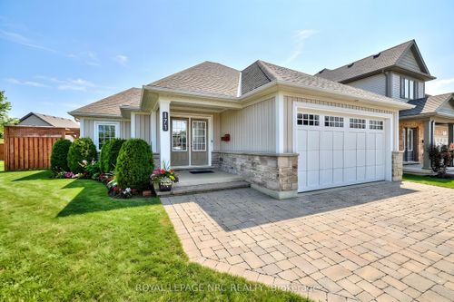 171 Classic Ave, Welland, ON, L3B0A3 | Card Image