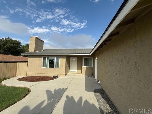 1042 Nita Ln, Vista, CA, 92083-3120 | Card Image