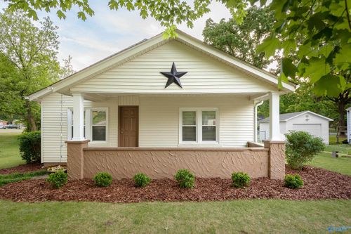 1413 Sherrod Ave, Florence, AL, 35630-2129 | Card Image