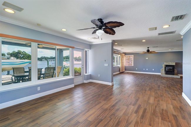 5449 Manatee Point Dr, House other with 3 bedrooms, 3 bathrooms and null parking in NEW PORT RICHEY FL | Image 11