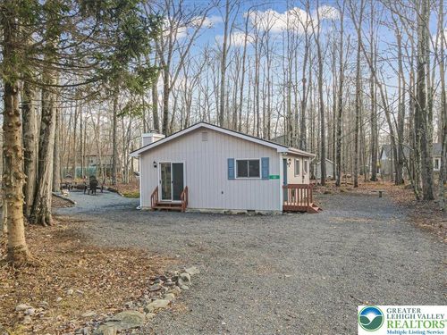 182 Maxatawny Dr, Pocono Lake, PA, 18347-8025 | Card Image