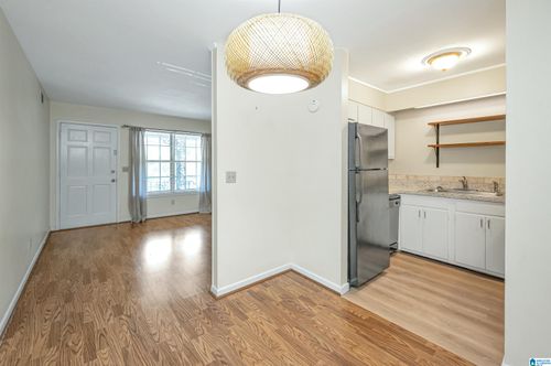 204-2727 Highland Ave S, BIRMINGHAM, AL, 35205-1750 | Card Image