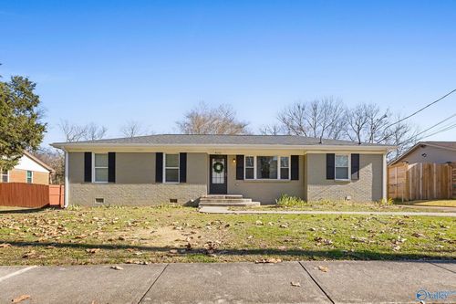 4010 Telstar Cir Sw, Huntsville, AL, 35805-5625 | Card Image