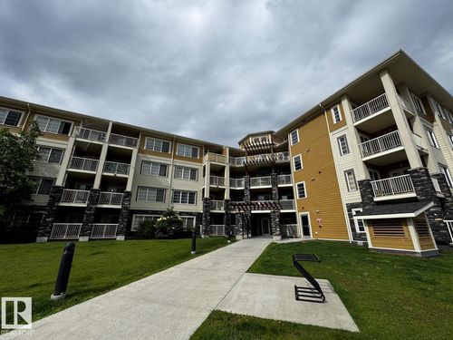 3670 139 Ave Nw, Edmonton, AB, T5Y3N5 | Card Image