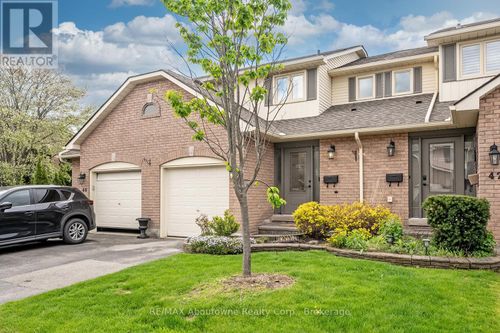 41-2470 Headon Forest Drive, Burlington (Headon), ON, L7M3X4 | Card Image