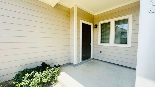 Entrance to property | Image 6