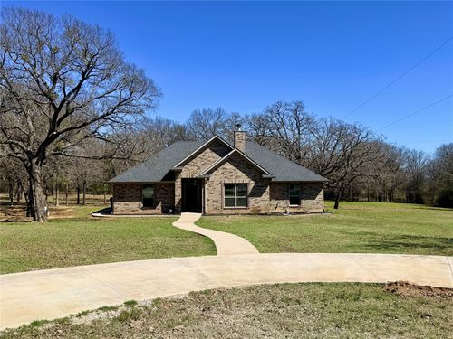 816 N College St, Bryson, TX, 76427-2105 | Card Image