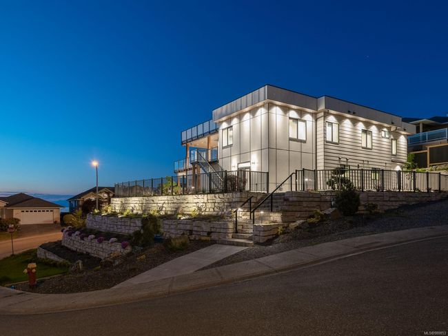 5391 Kenwill Dr, House other with 6 bedrooms, 6 bathrooms and 4 parking in Nanaimo BC | Image 64
