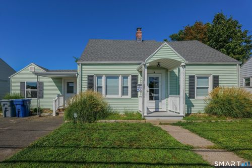 19 E Maple St, Plainville, CT, 06062-2312 | Card Image