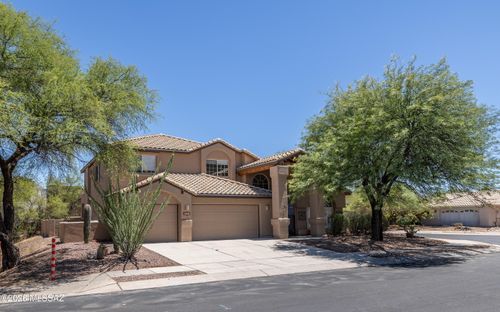 12420 N Lantern Way, Oro Valley, AZ, 85755-8974 | Card Image