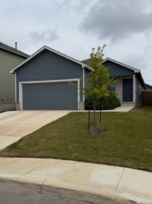 10622 Vesta Curv, San Antonio, TX, 78224-4493 | Card Image