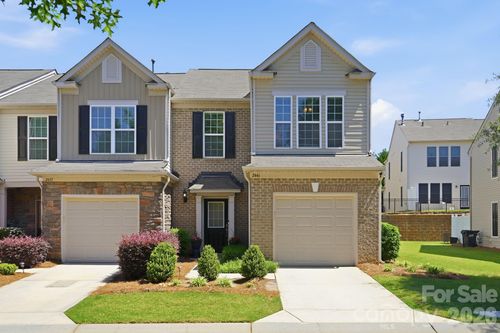 2441 Diplomat Ln, Charlotte, NC, 28210-3511 | Card Image