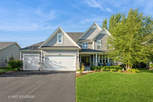 1382 Independence Ave, Elburn, IL, 60119-7813 | Card Image